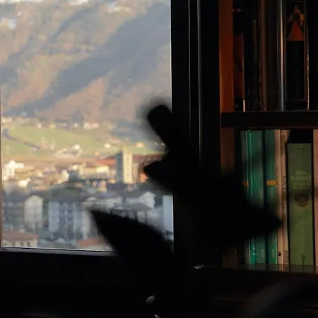 Sopra I Tetti Di * Aoste